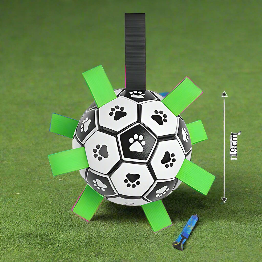 Krasses Kicker-Spielzeug für Fellnasen: Unzerstörbarer Ball с Extra-Spaß!