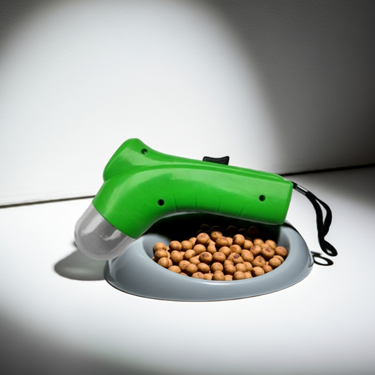 Leckerli-Schleuder für Hund und Katze