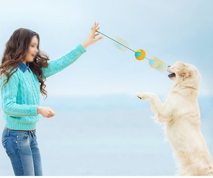 Interaktiver Handwurf-Ball | Zahnreinigendes Hundespielzeug mit Kordel. Von FurLaati!