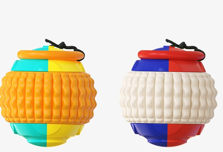 Interaktiver Handwurf-Ball | Zahnreinigendes Hundespielzeug mit Kordel. Von FurLaati!